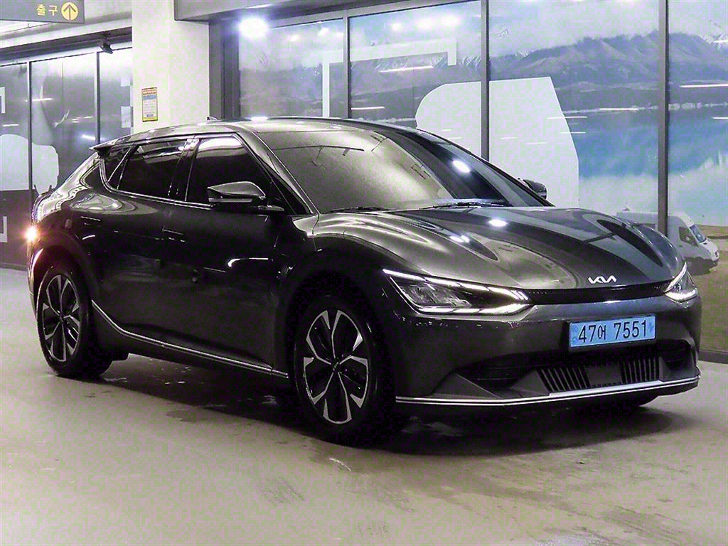  EV6   4WD 