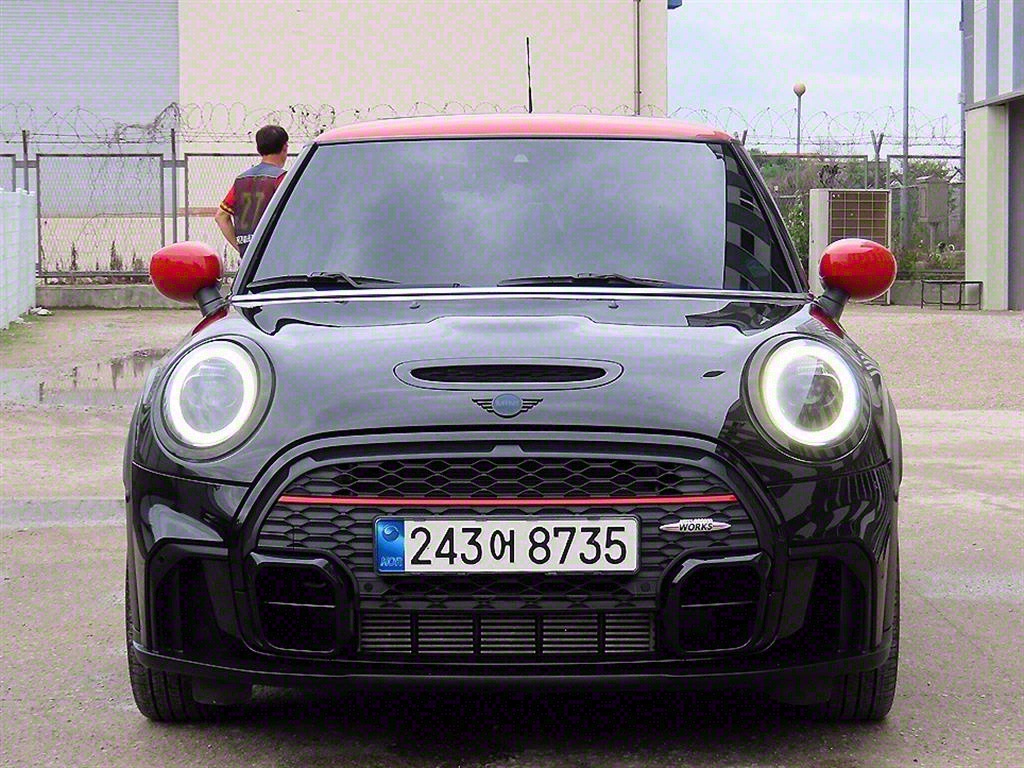 ̴ (3) 2.0 S JCW