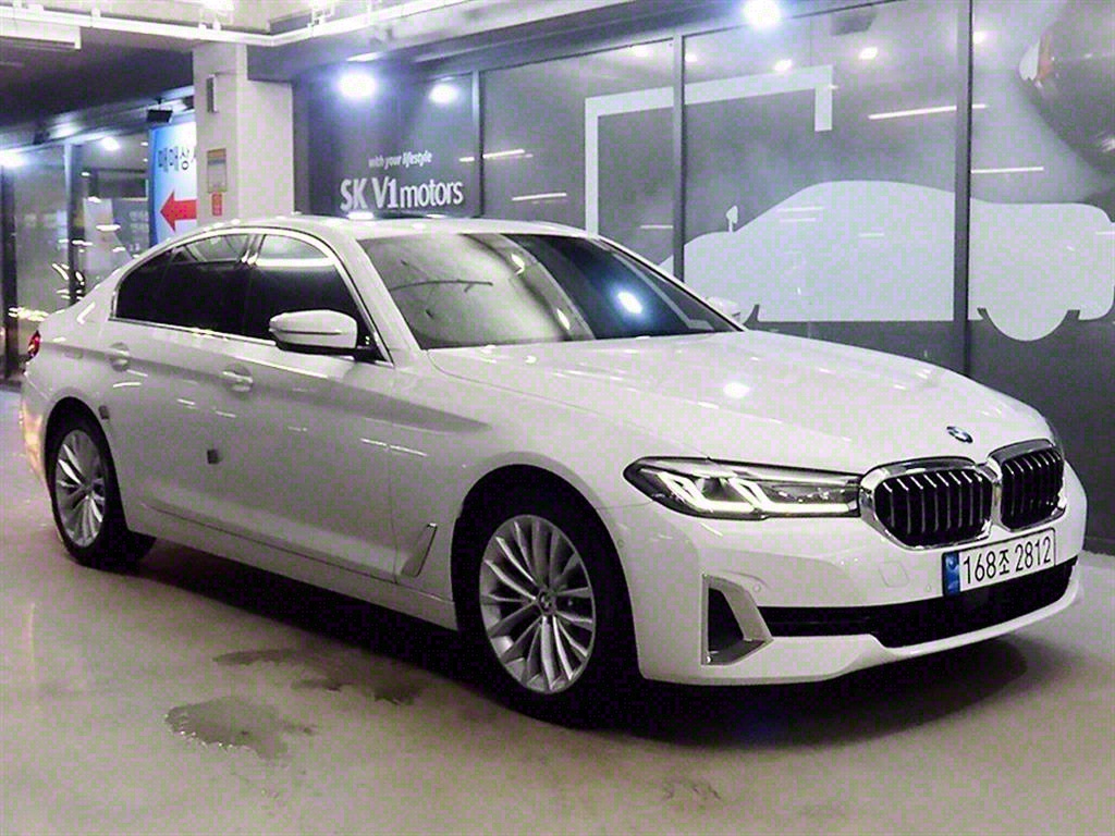 BMW 5ø(7)  523d Ÿ