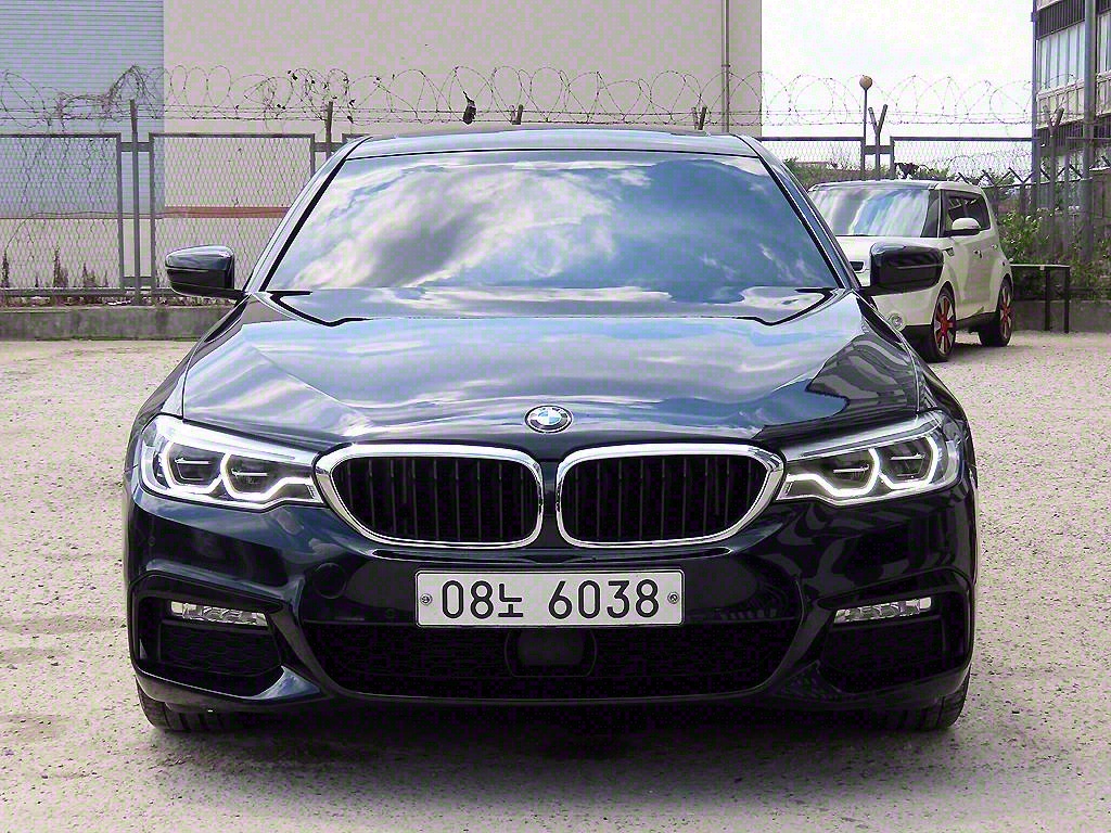BMW 5ø(7)  520d M