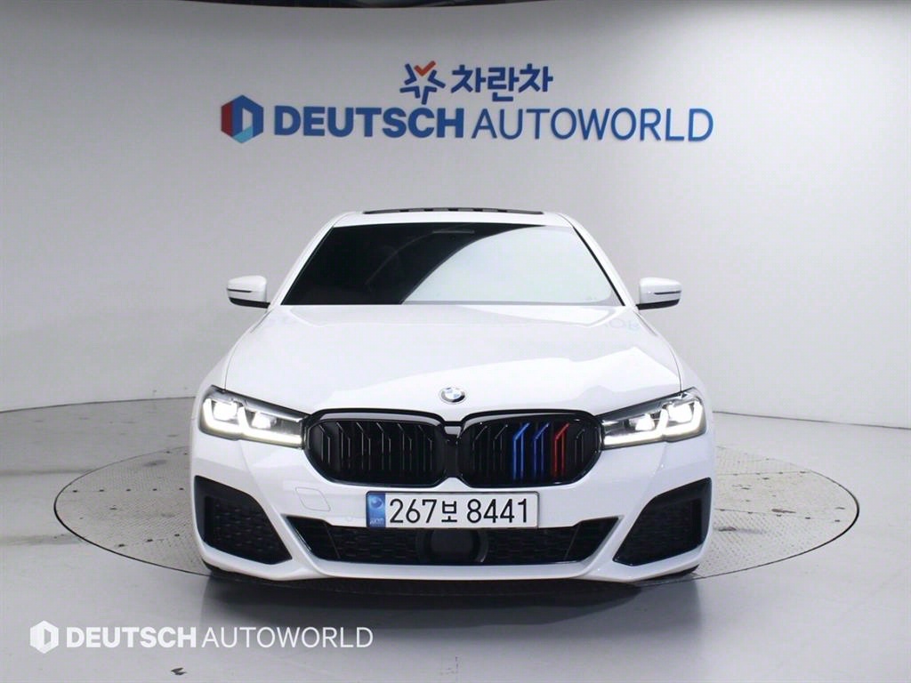 BMW 5ø(7)  520i M 