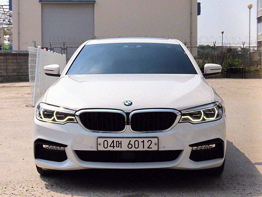 BMW 5ø(7)  520d M
