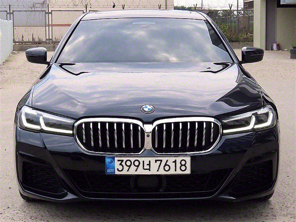 BMW 5ø(7)  520i M 
