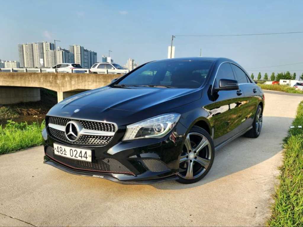  CLAŬ CLA200 d 