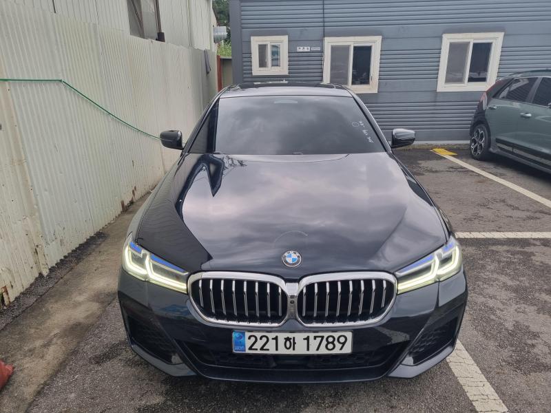 BMW 5ø(7)  530i M 