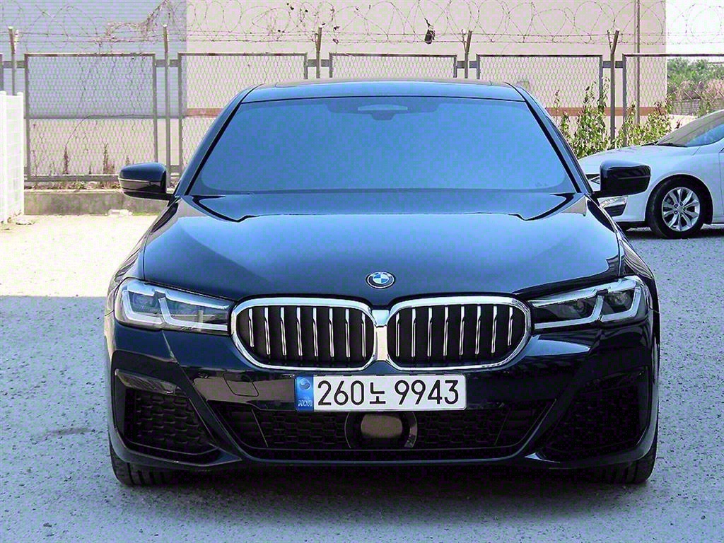 BMW 5ø(7)  520i M 