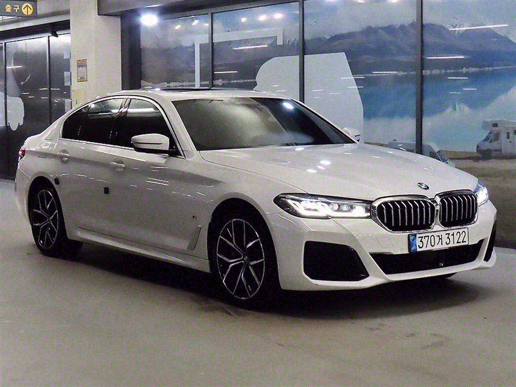 BMW 5ø(7)  530e M 