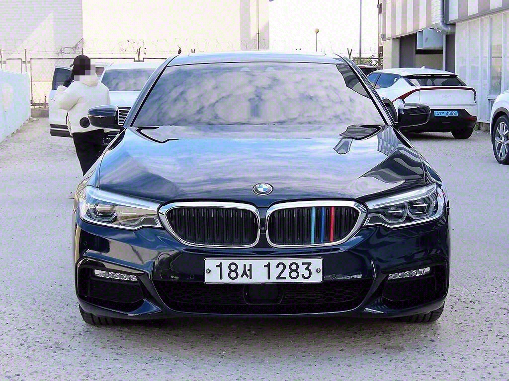 BMW 5ø(7)  520d xDrive M ÷
