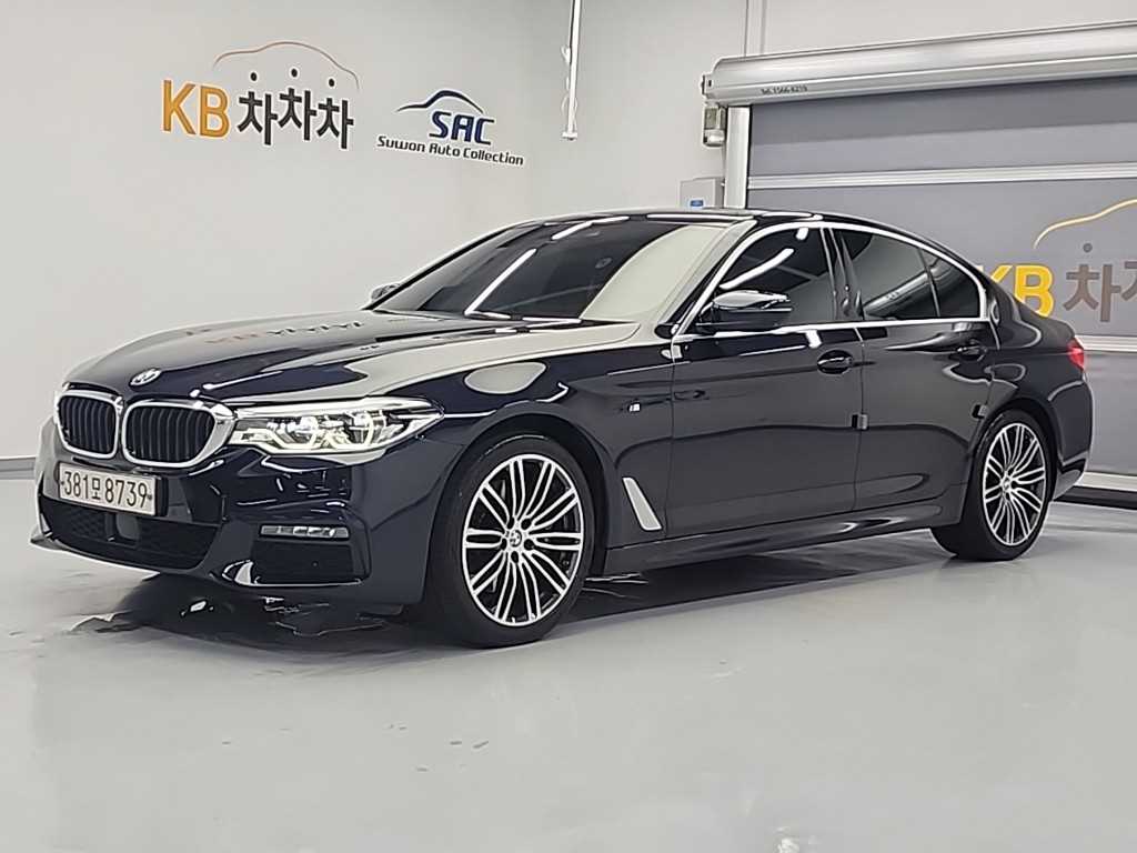 BMW 5ø(7)  530i xDrive M ÷