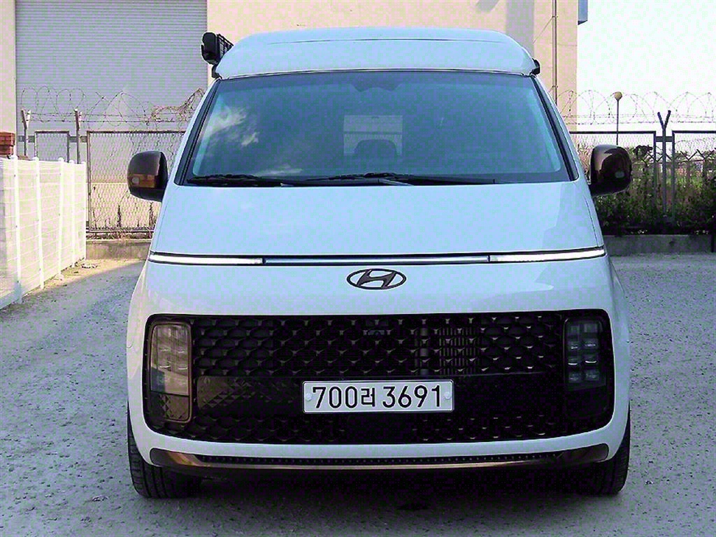 ���� ��Ÿ���� 2.2 ���� ķ�� 11�ν� 4WD ������Ƽ��