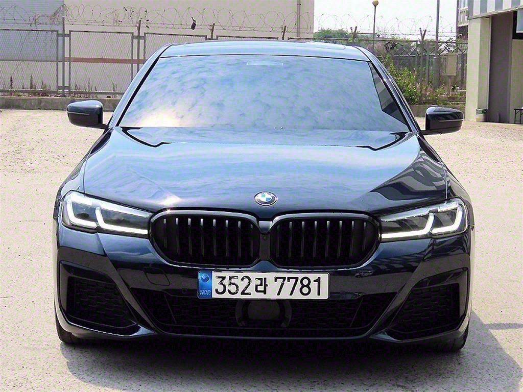 BMW 5ø(7)  520i M 