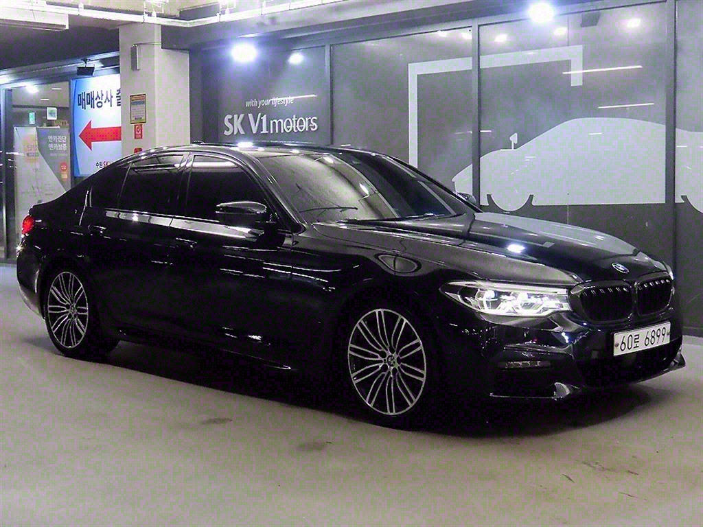 BMW 5ø(7)  530i M ÷