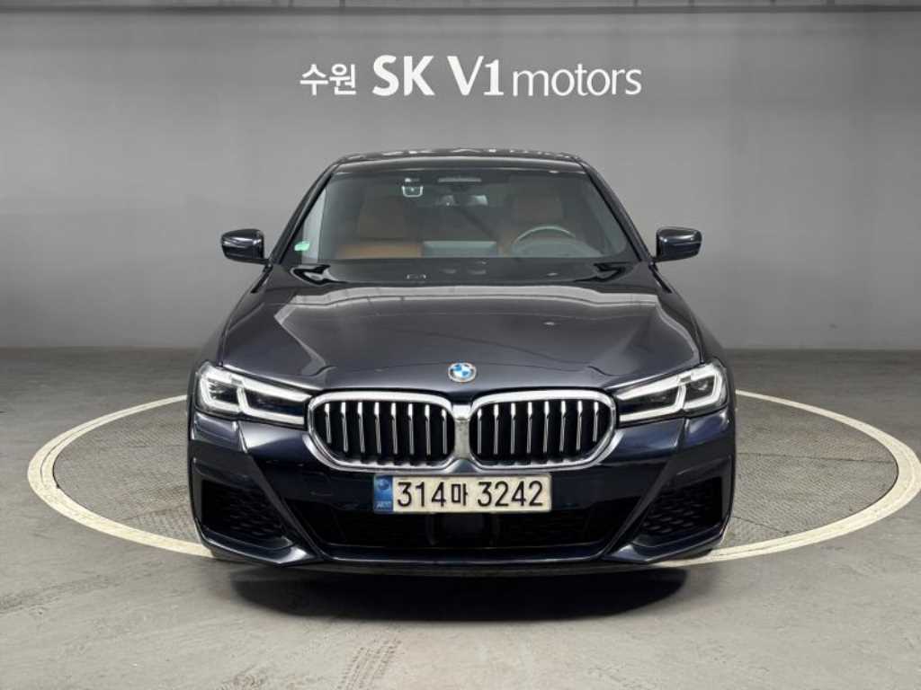 BMW 5ø(7)  520i M 