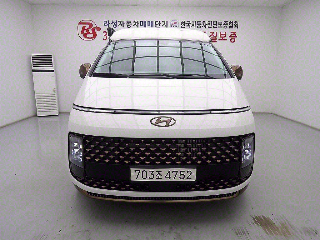 ���� ��Ÿ���� 2.2 ���� ķ�� 4�ν� 2WD ������Ƽ��