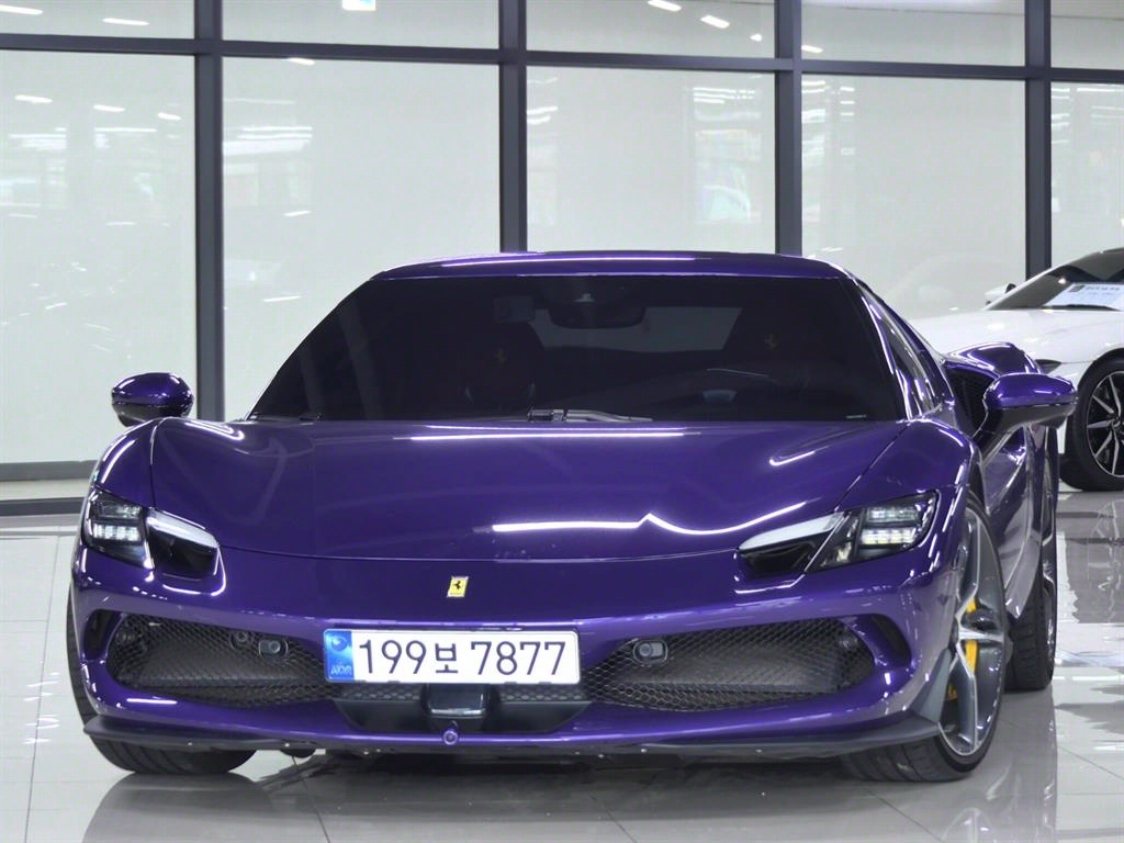 ��� 296 GTB 3.0 V6 PHEV 