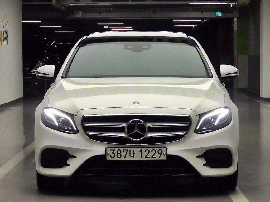 ���� EŬ����(5����) E350 4��ƽ AMG ����