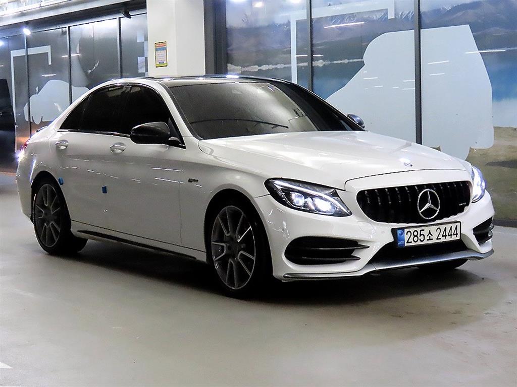 ���� CŬ����(4����) C43 AMG 4��ƽ 