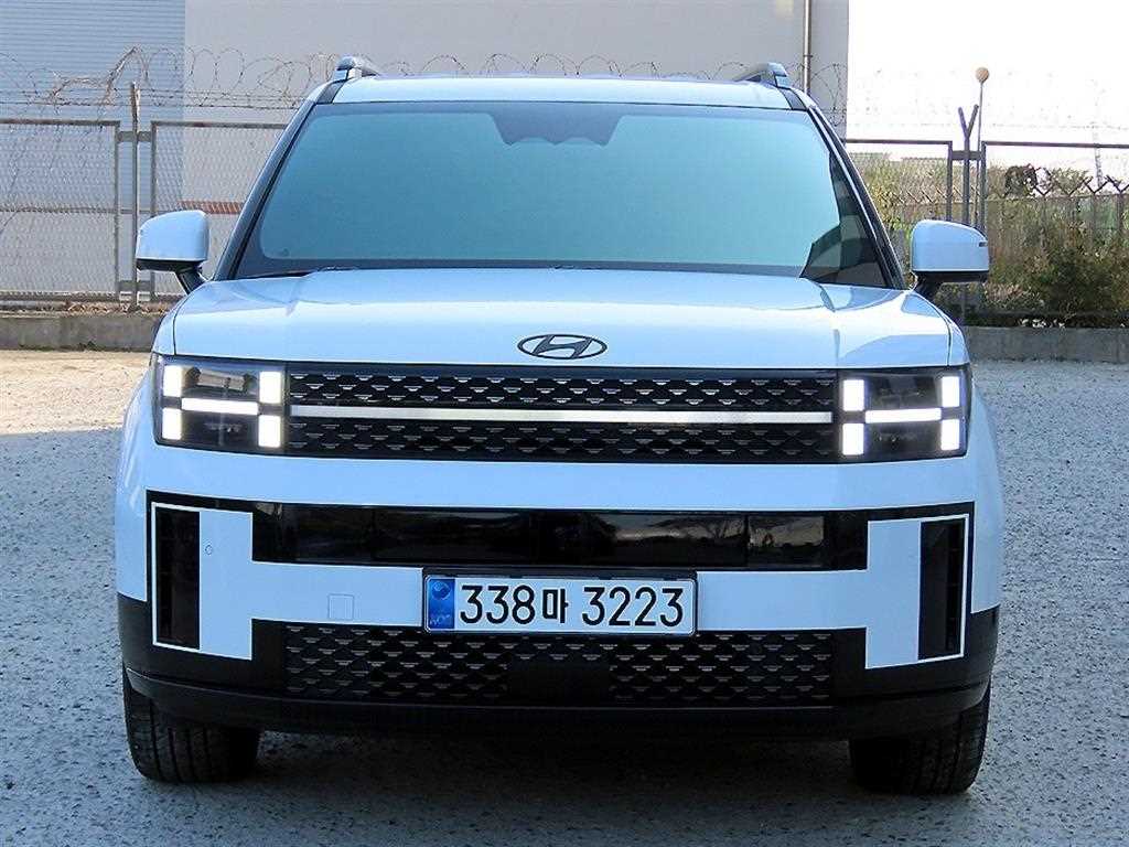 ���� �� �ô���Ÿ�� ���̺긮�� 1.6 HEV AWD Ķ���׷���