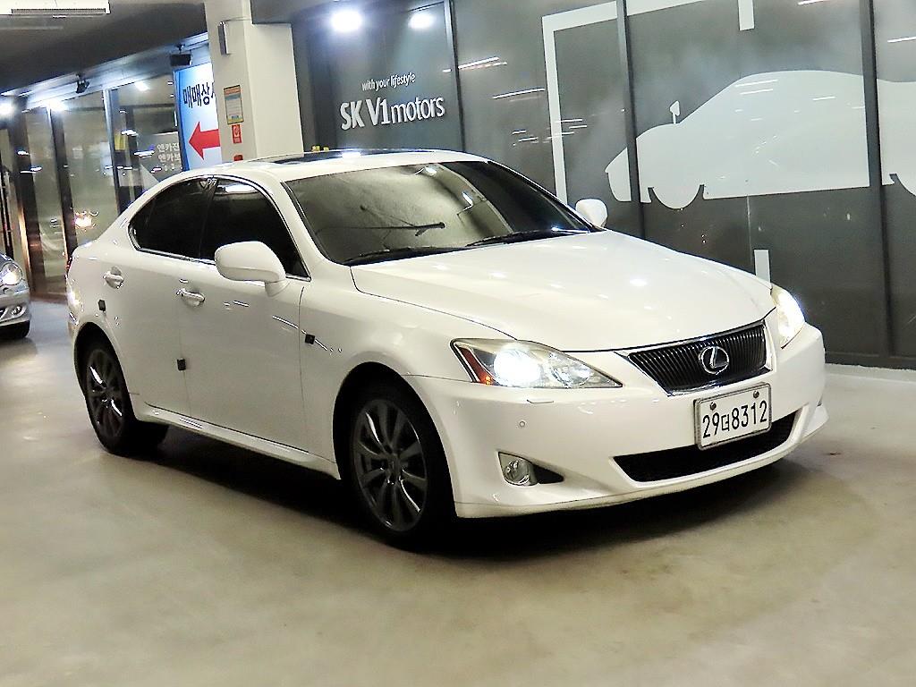 ������ IS(2����) 250 �����̾�