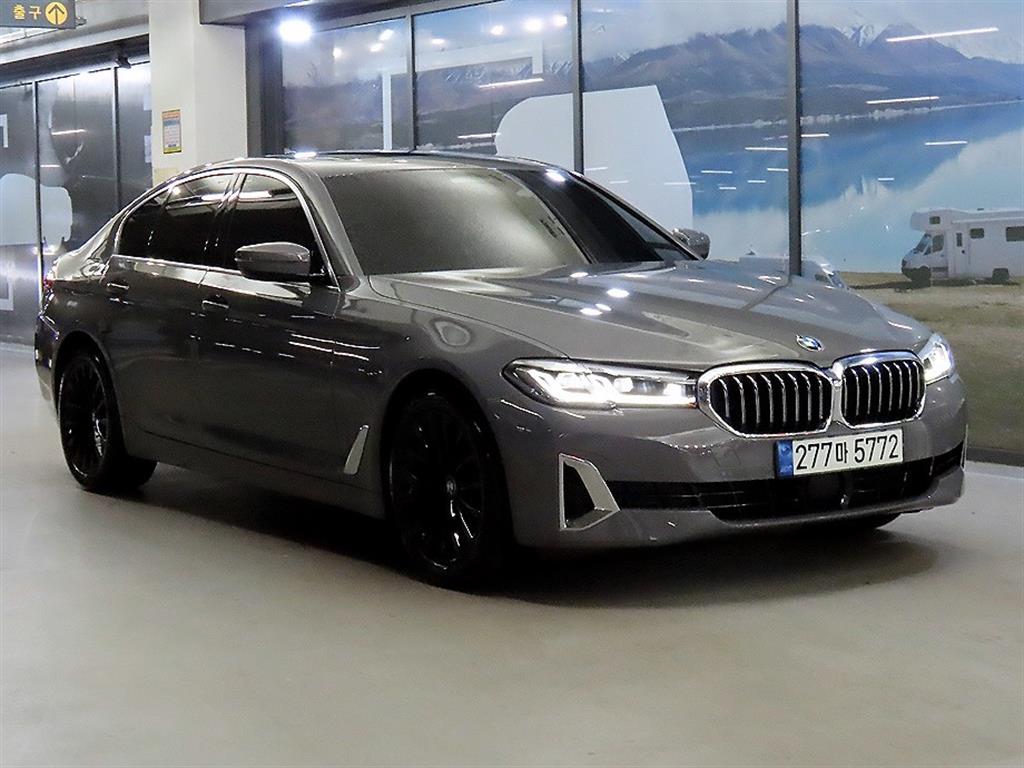 BMW 5�ø���(7����) 520i ���Ÿ�