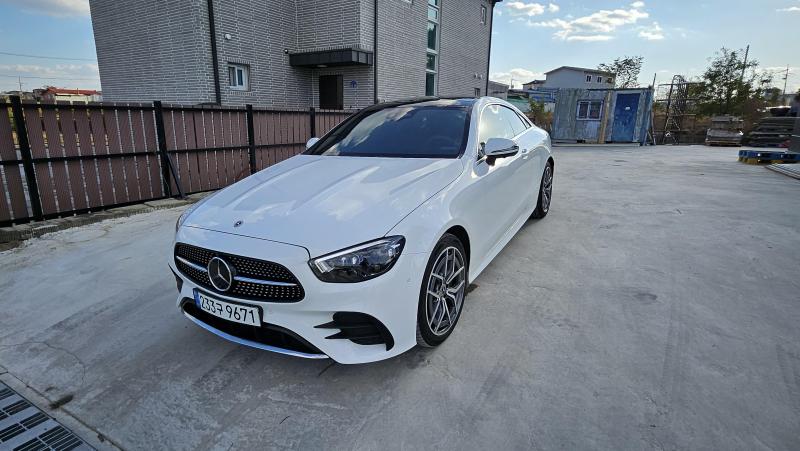 ���� EŬ����(5����) ���� E300d 4��ƽ 