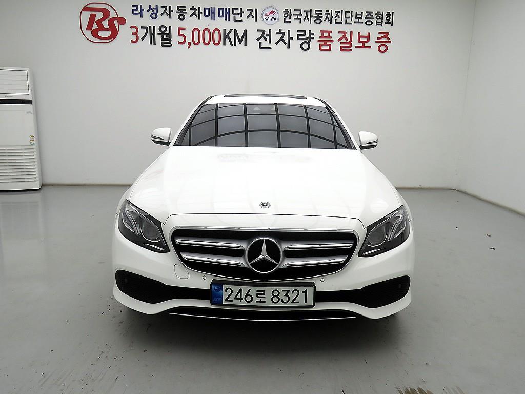 ���� EŬ����(5����) E220d 4��ƽ �ƹ氡����