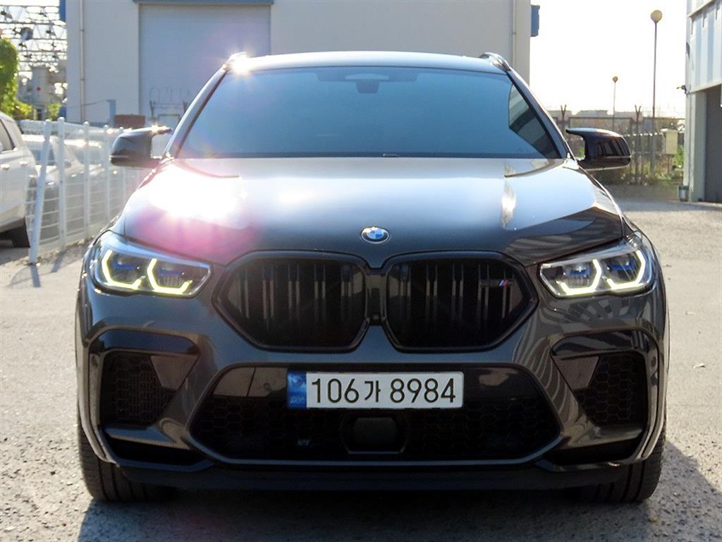 BMW X6M 4.4 ����Ƽ��