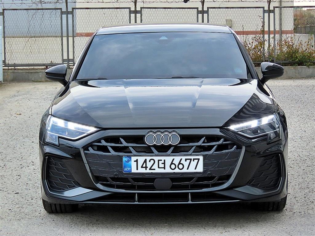 �ƿ�� A3(4����) 40 TFSI �����̾�