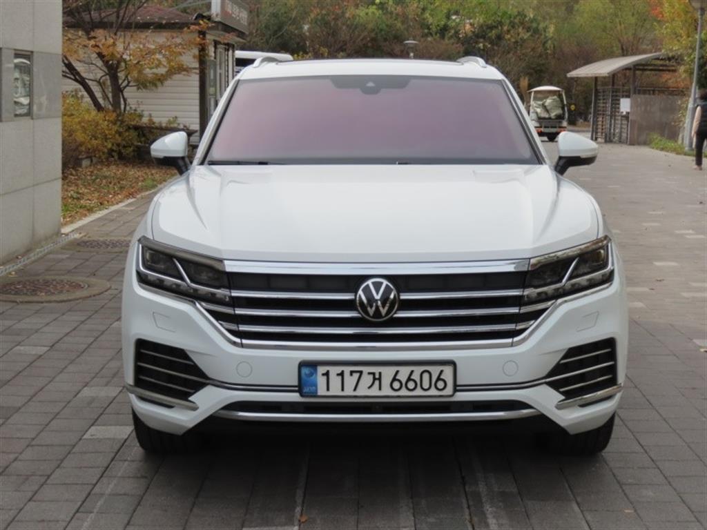 �����ٰ� ���Ʒ�(3����) 3.0 TDI ������Ƽ��