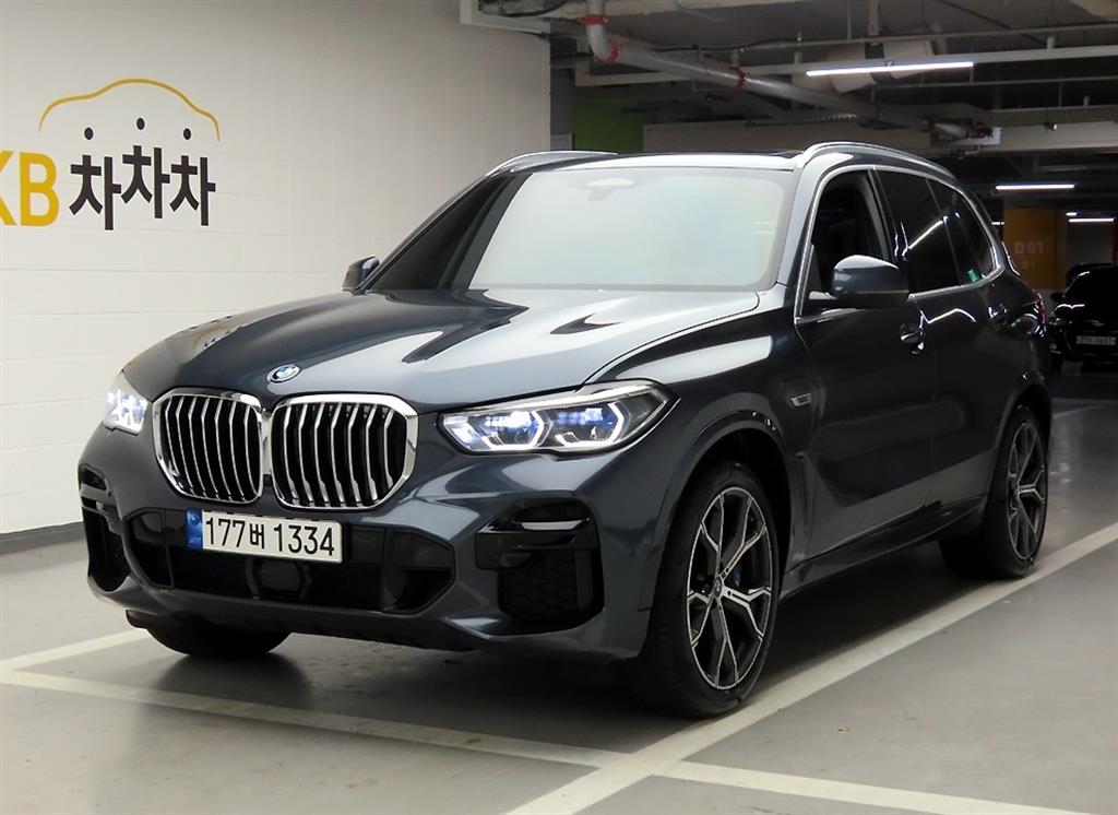 BMW X5(4����) 45e xDrive M ��������