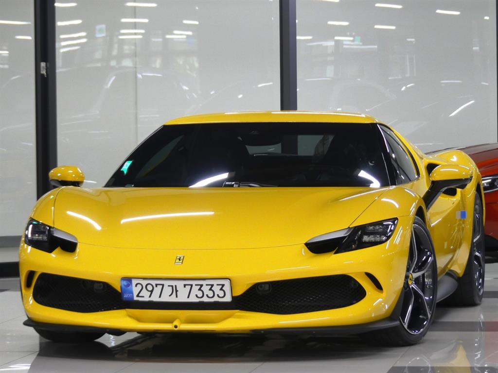 ��� 296 GTB 3.0 V6 PHEV 