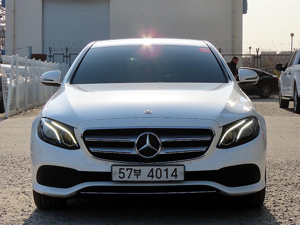 ���� EŬ����(5����) E200 �ƹ氡����