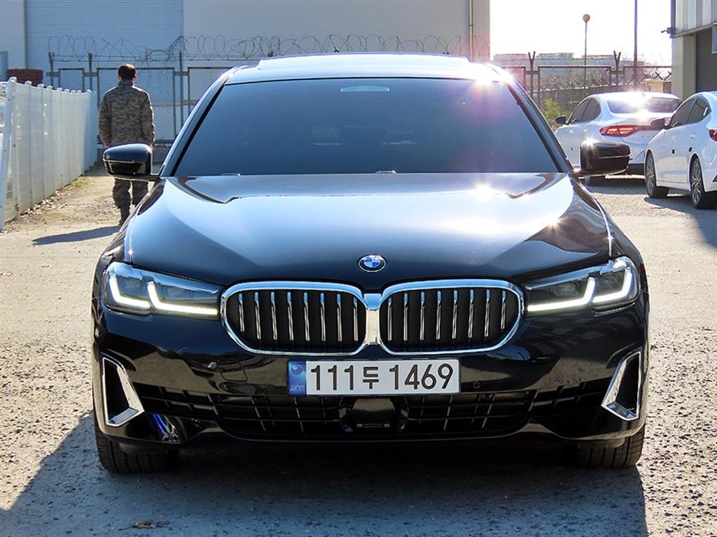 BMW 5�ø���(7����) 523d xDrive ���Ÿ�