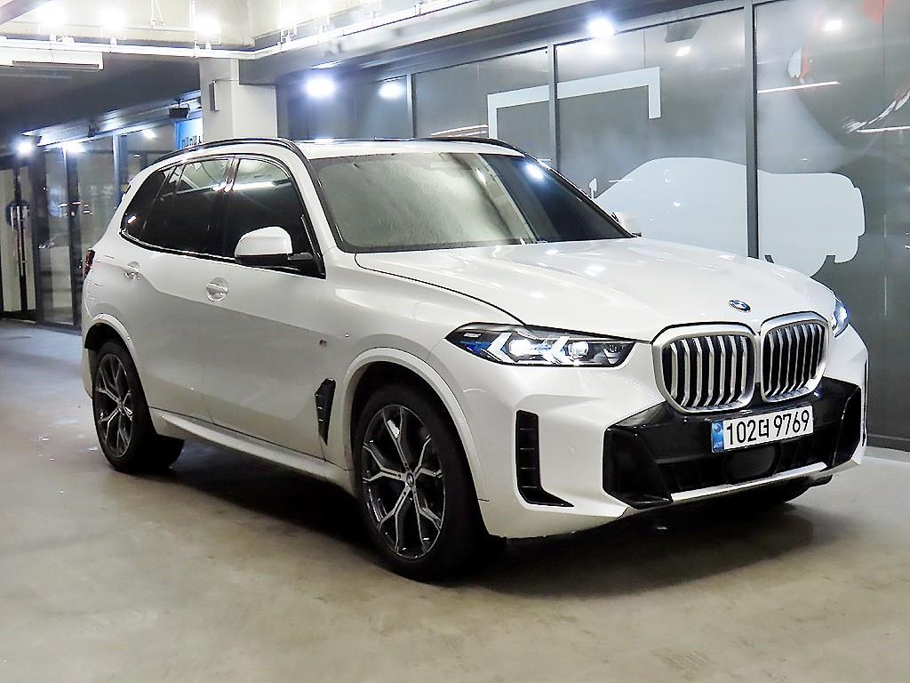 BMW X5(4����) 40i xDrive M ��������