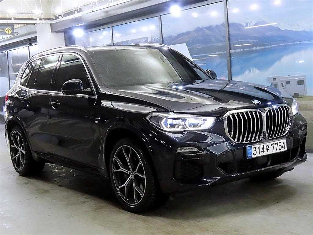 BMW X5(4����) 40i xDrive M ��������