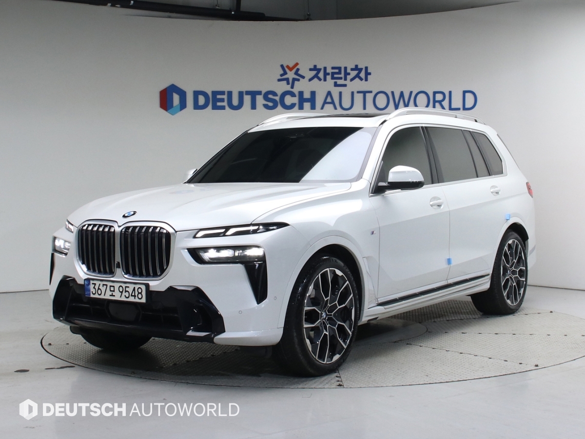 BMW X7 40i xDrive M������ ��