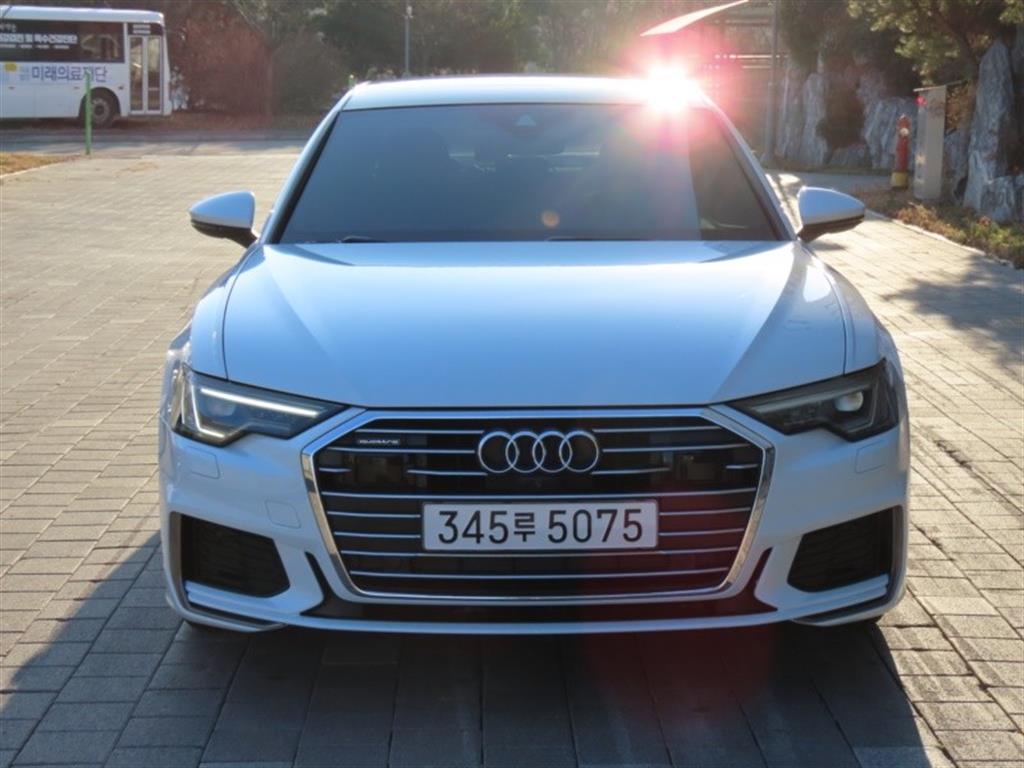 �ƿ�� A6(5����) 40 TDI ��Ʈ�� �����̾�
