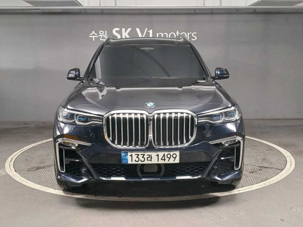 BMW X7 40d xDrive M �������� 6�ν�