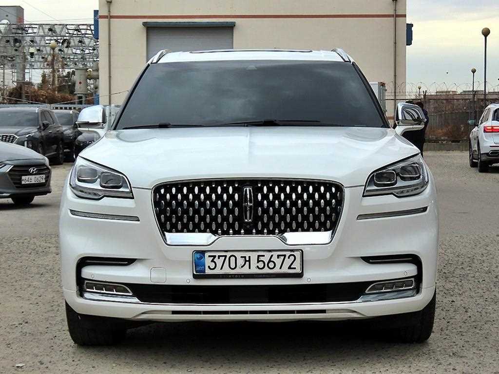 ���� ��������(2����) 3.0 V6 AWD ���� ��