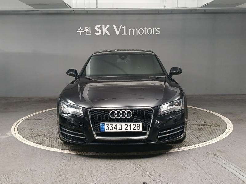 �ƿ�� A7 3.0 TFSI ��Ʈ�� ���̳���