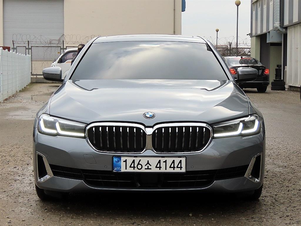 BMW 5�ø���(7����) 520i ���Ÿ�