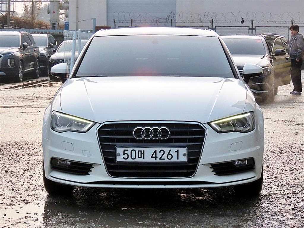 �ƿ�� A3(3����) 25 TDI ���̳���