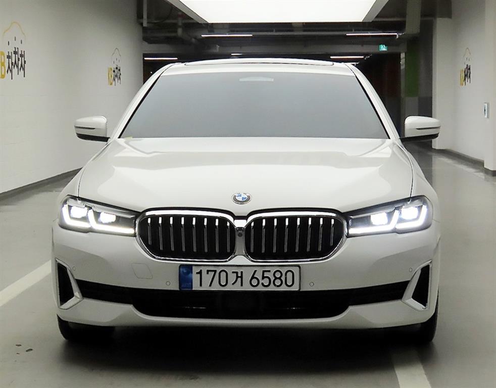 BMW 5�ø���(7����) 520i ���Ÿ�