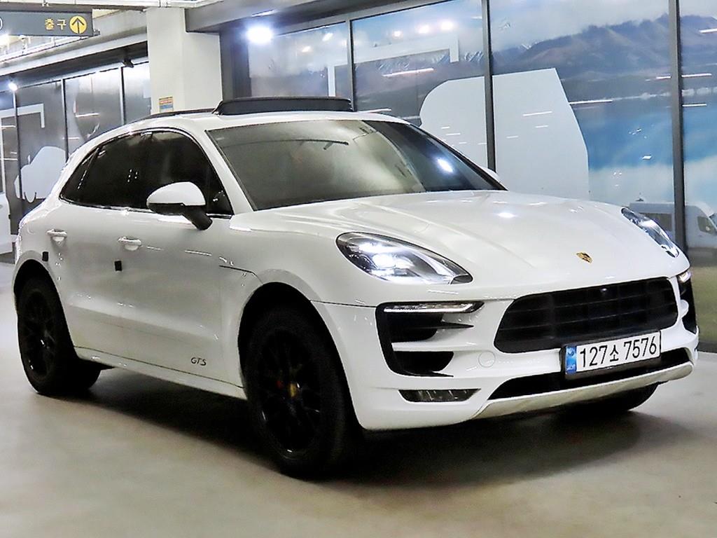 ������ ��ĭ 3.0 GTS 