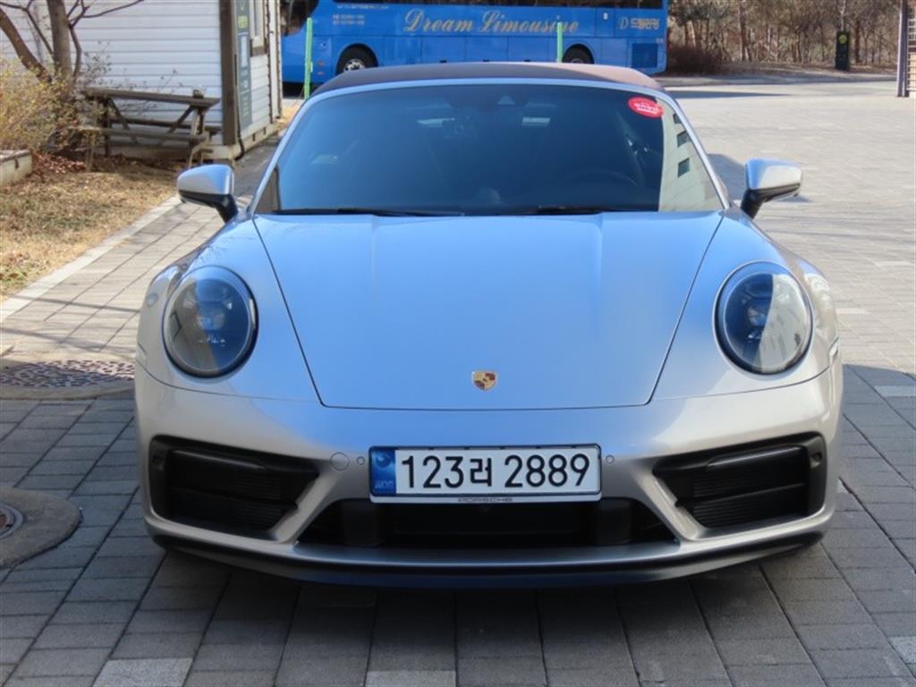 ������ 911(992) ī���� 4 ī�긮�÷� GTS