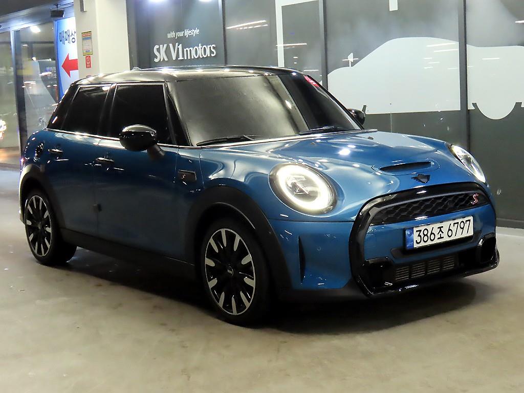 �̴� ����(3����) 5���� 2.0 S Ŭ����