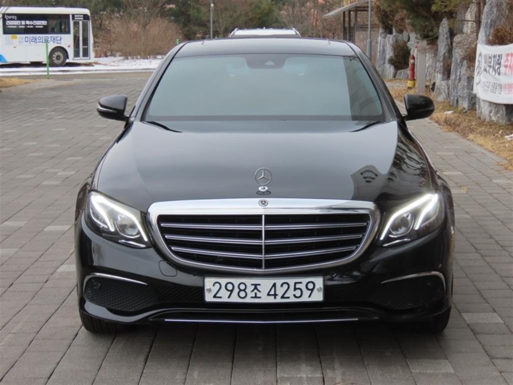 ���� EŬ����(5����) E220d 4��ƽ �ͽ�Ŭ��ú�