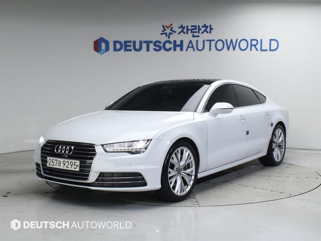 �ƿ�� A7 40 TFSI ��Ʈ�� 