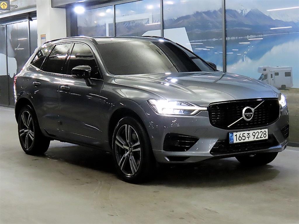 ���� XC60(2����) T8 AWD R ������