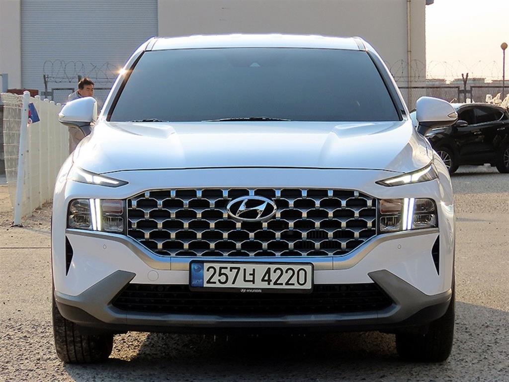 ���� �� ����Ÿ�� ���� 2.2 2WD �����̾�